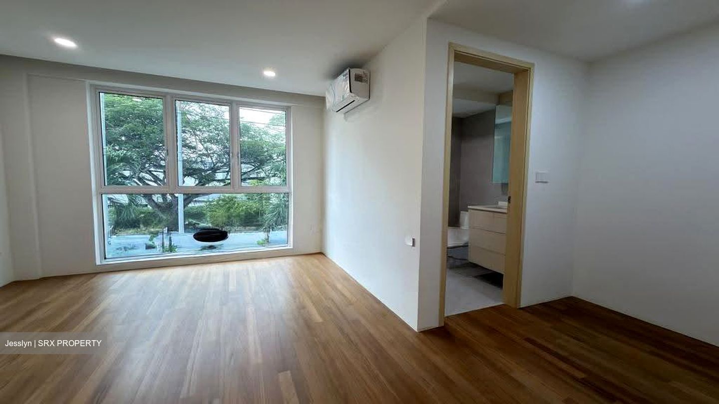 Sembawang Hills Estate (D20), Terrace #638889241